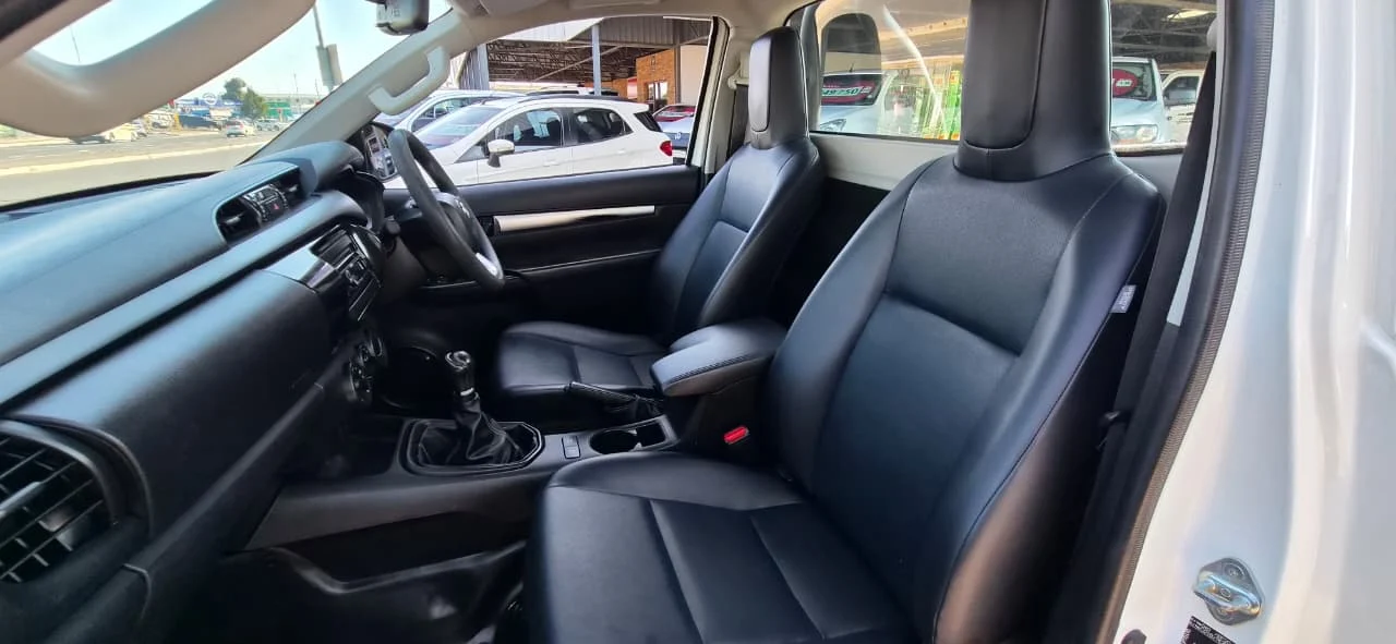 2021 Toyota Hilux 2.4 GD-6 Raised Body Raider Extended Cab - Image 16