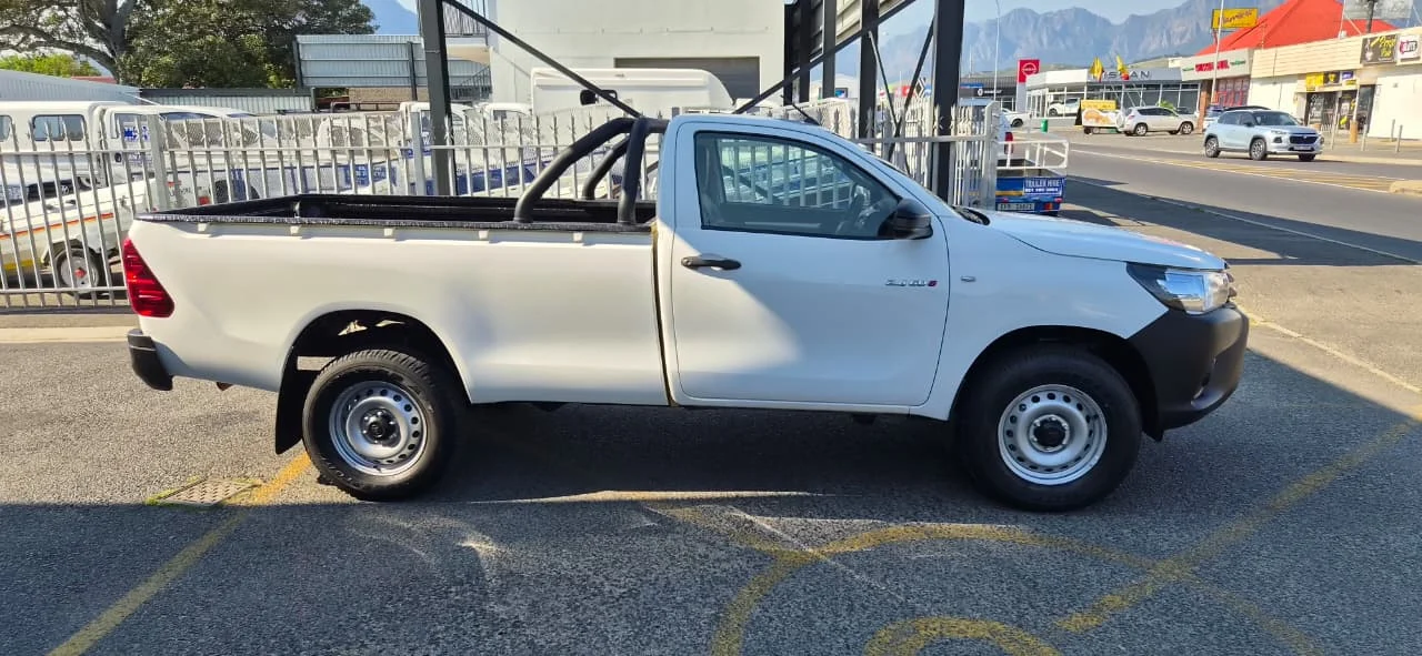 2021 Toyota Hilux 2.4 GD-6 Raised Body Raider Extended Cab - Image 23