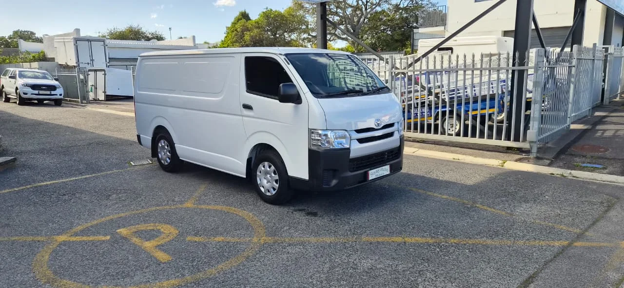 2019 Toyota Quantum 2.5 D-4D Panel Van - Image 12